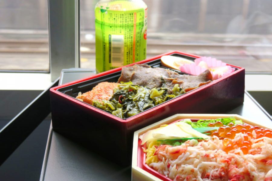 美味しそうな駅弁